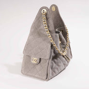 25 Small Handbag - CHANEL - Affordable Luxury thumbnail image