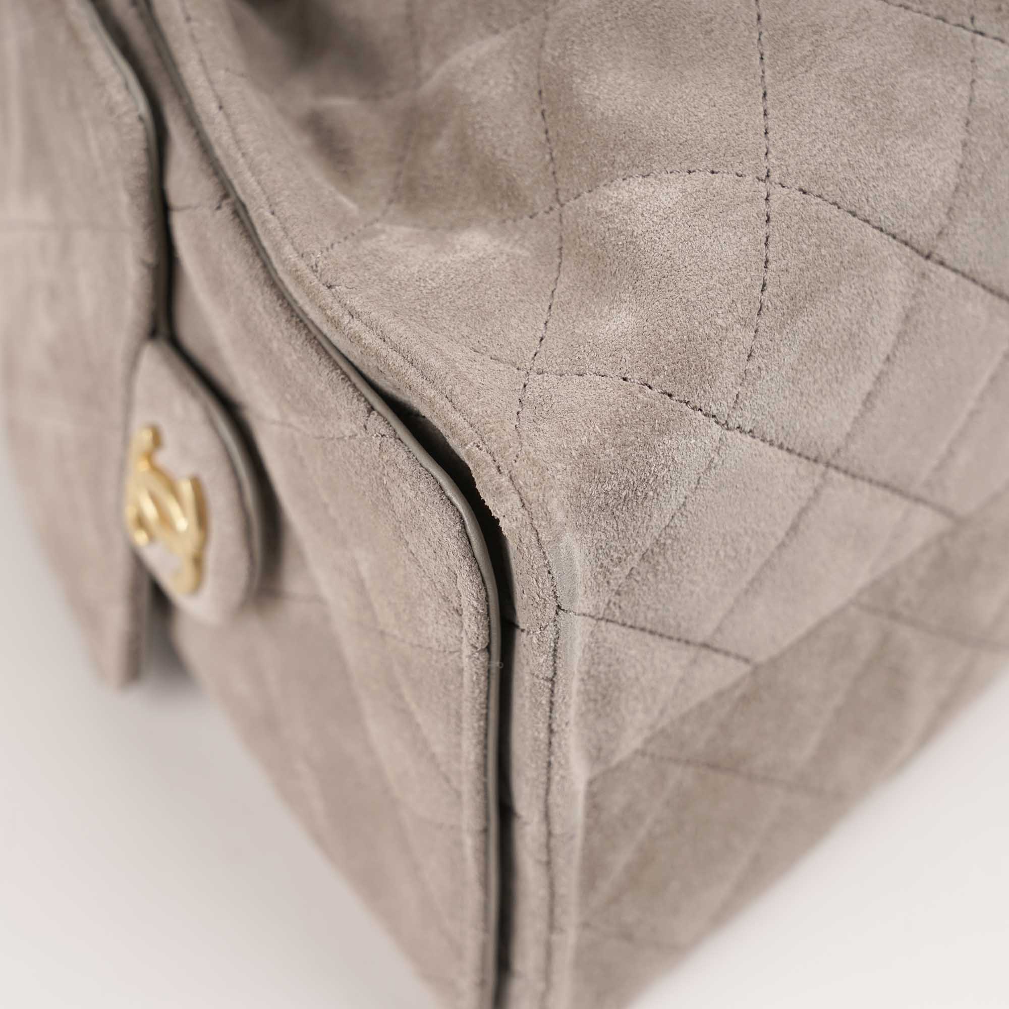 25 Small Handbag - CHANEL - Affordable Luxury image