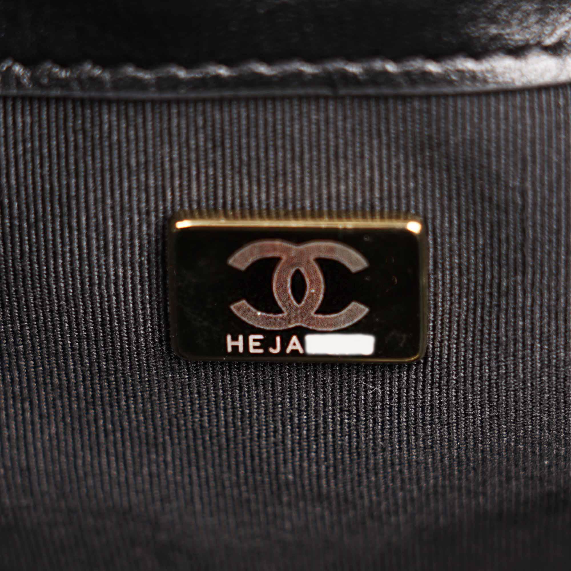 25 Small Handbag - CHANEL - Affordable Luxury image