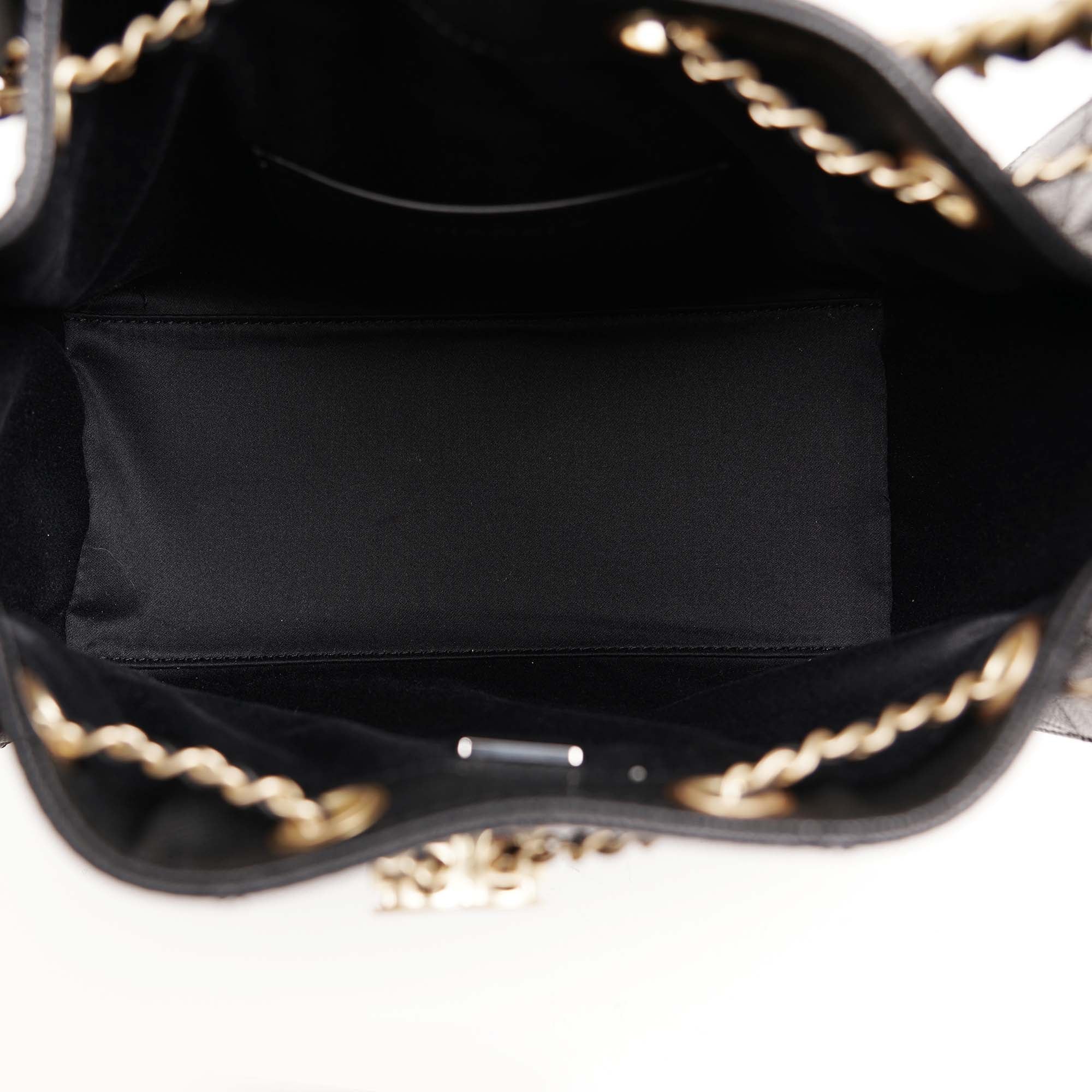 25 Small Handbag - CHANEL - Affordable Luxury image
