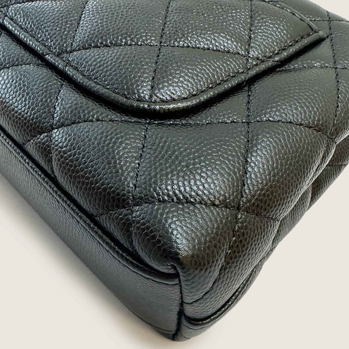 Mini Flap Top Handle image
