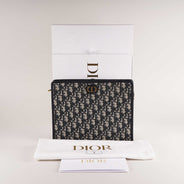 30 Montaigne Dea Pouch - CHRISTIAN DIOR - Affordable Luxury thumbnail image