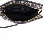 30 Montaigne Dea Pouch - CHRISTIAN DIOR - Affordable Luxury thumbnail image