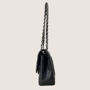 Classic Medium Double Flap Bag thumbnail image
