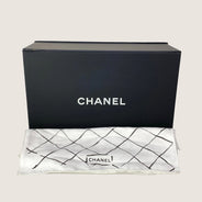 Classic Medium Double Flap Bag thumbnail image
