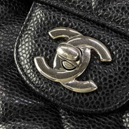 Classic Medium Double Flap Bag thumbnail image