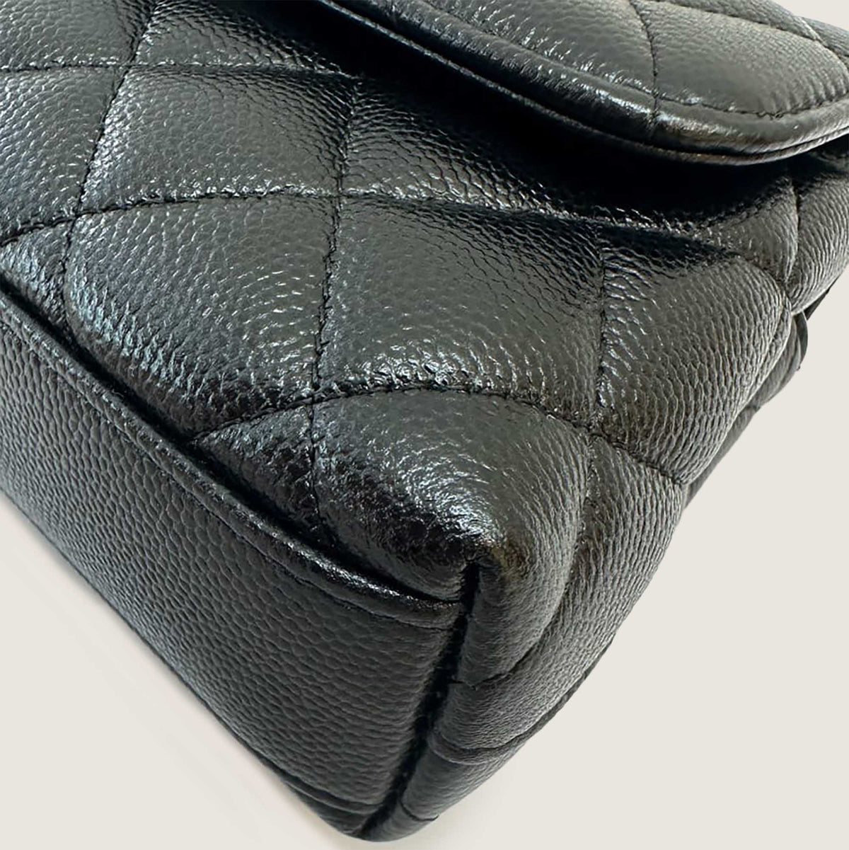 Mini Flap Top Handle image