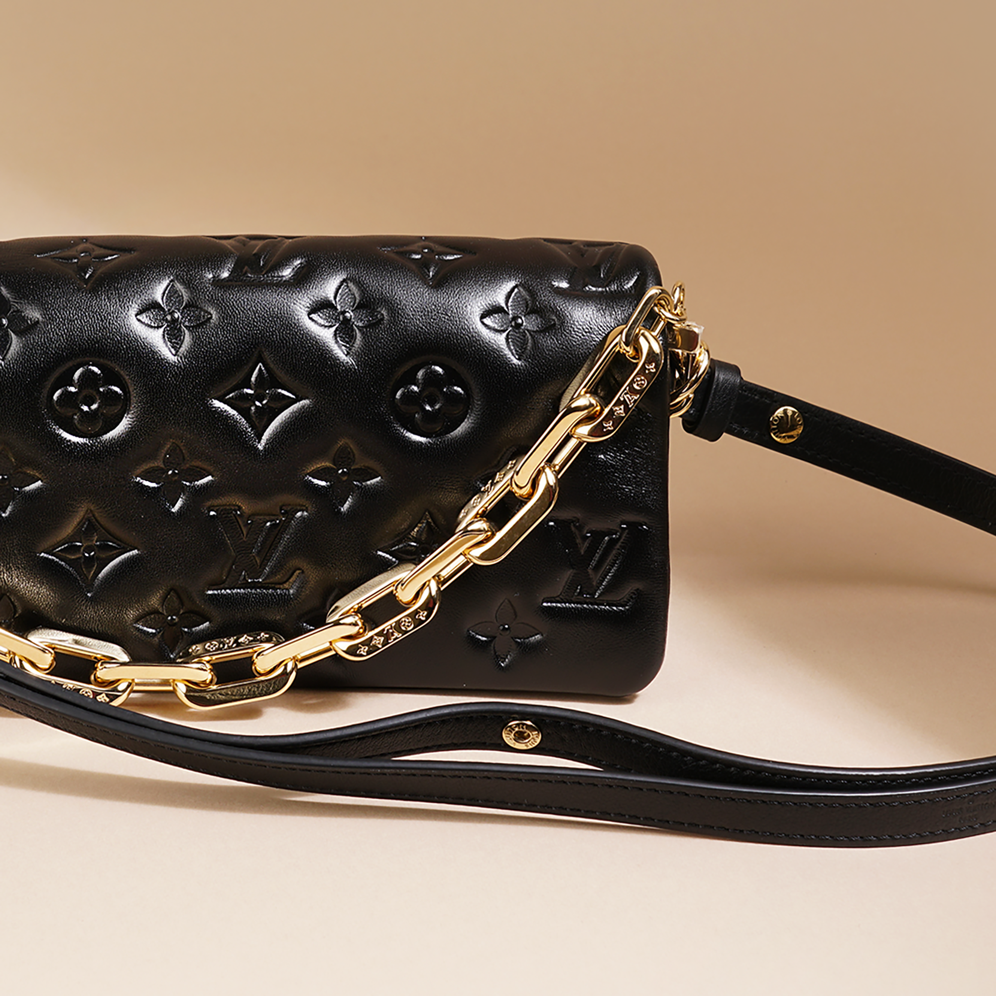 Louis Vuitton card image