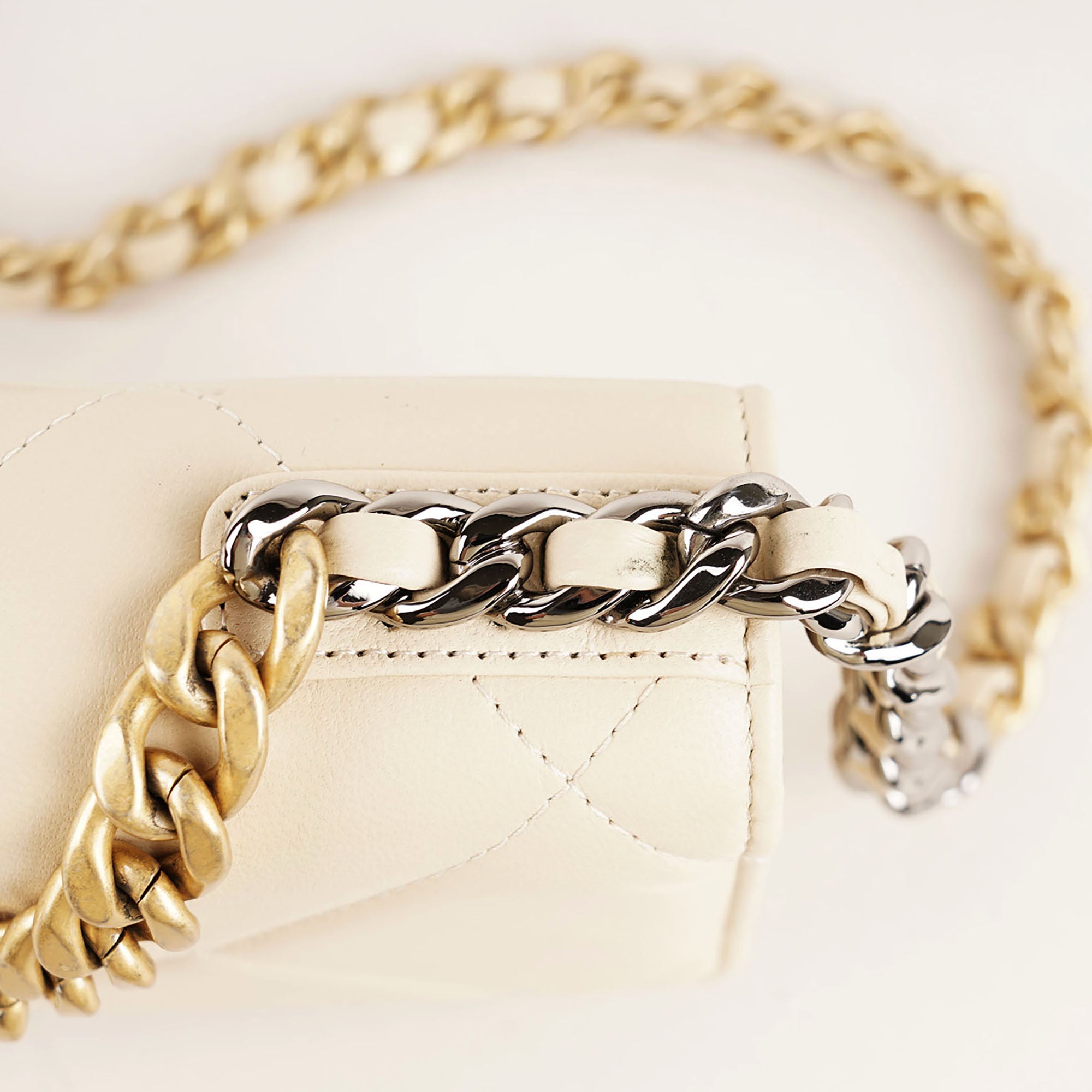 19 Wallet on Chain image