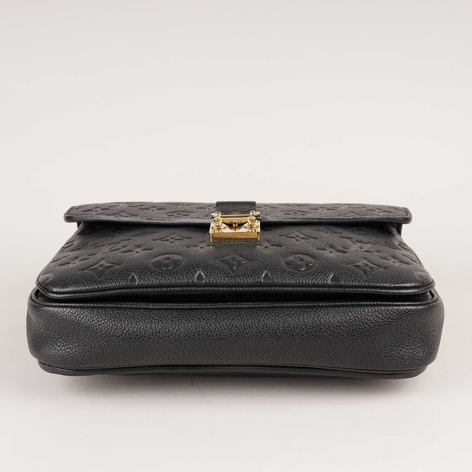 Pochette Metis Black Shoulder Bag image