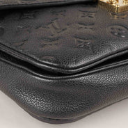 Pochette Metis Black Shoulder Bag thumbnail image