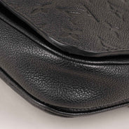Pochette Metis Black Shoulder Bag thumbnail image
