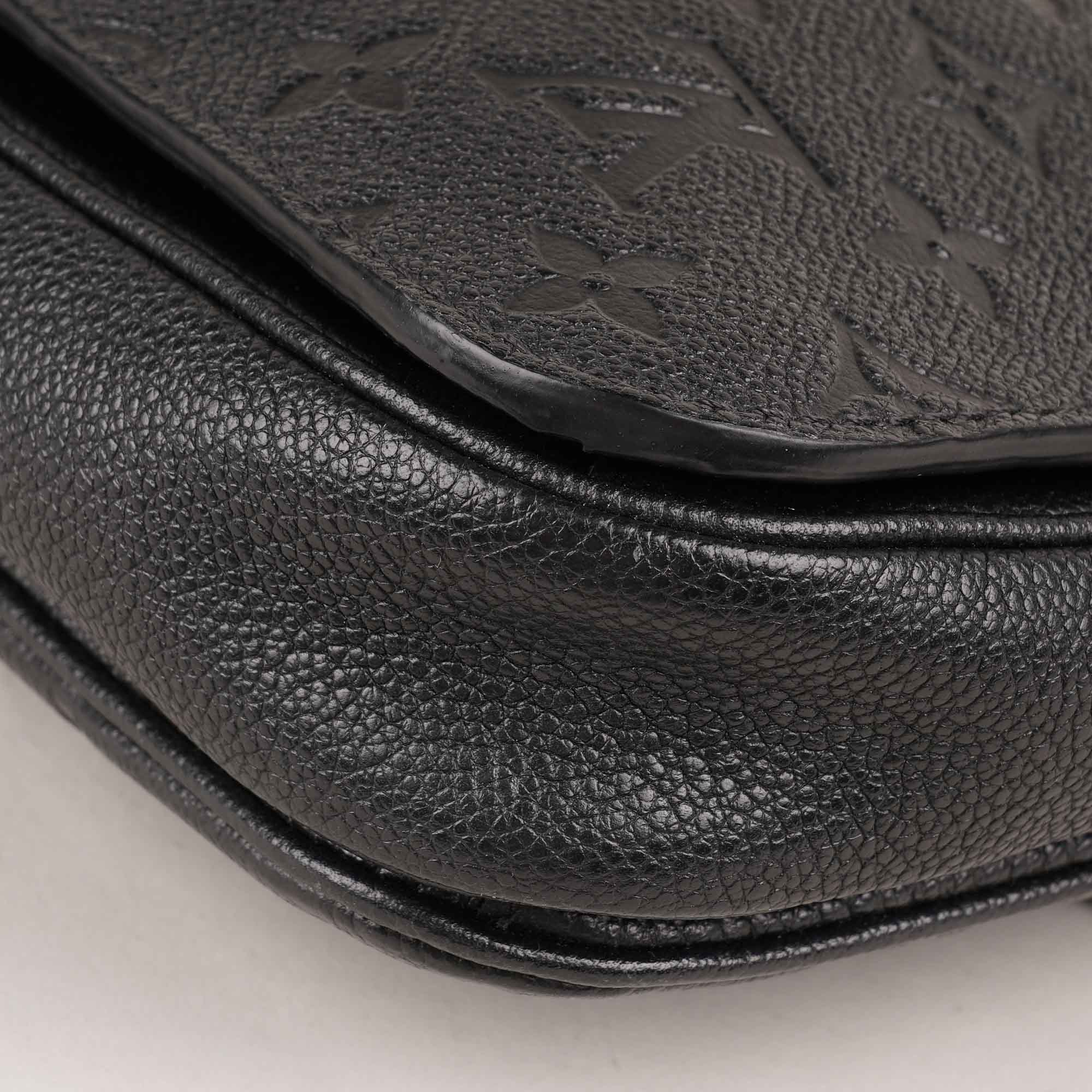 Pochette Metis Black Shoulder Bag image