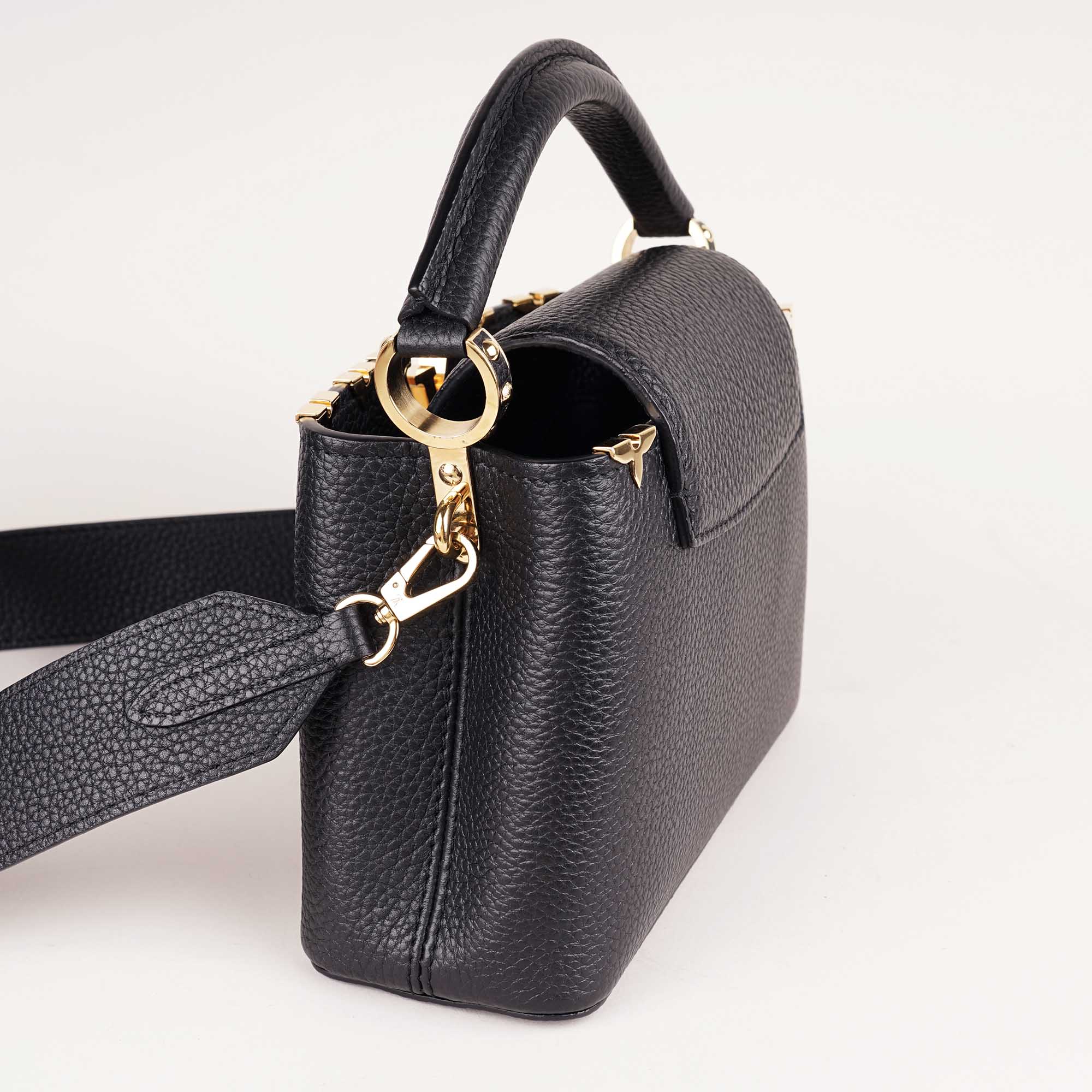 Capucines Mini Handbag image