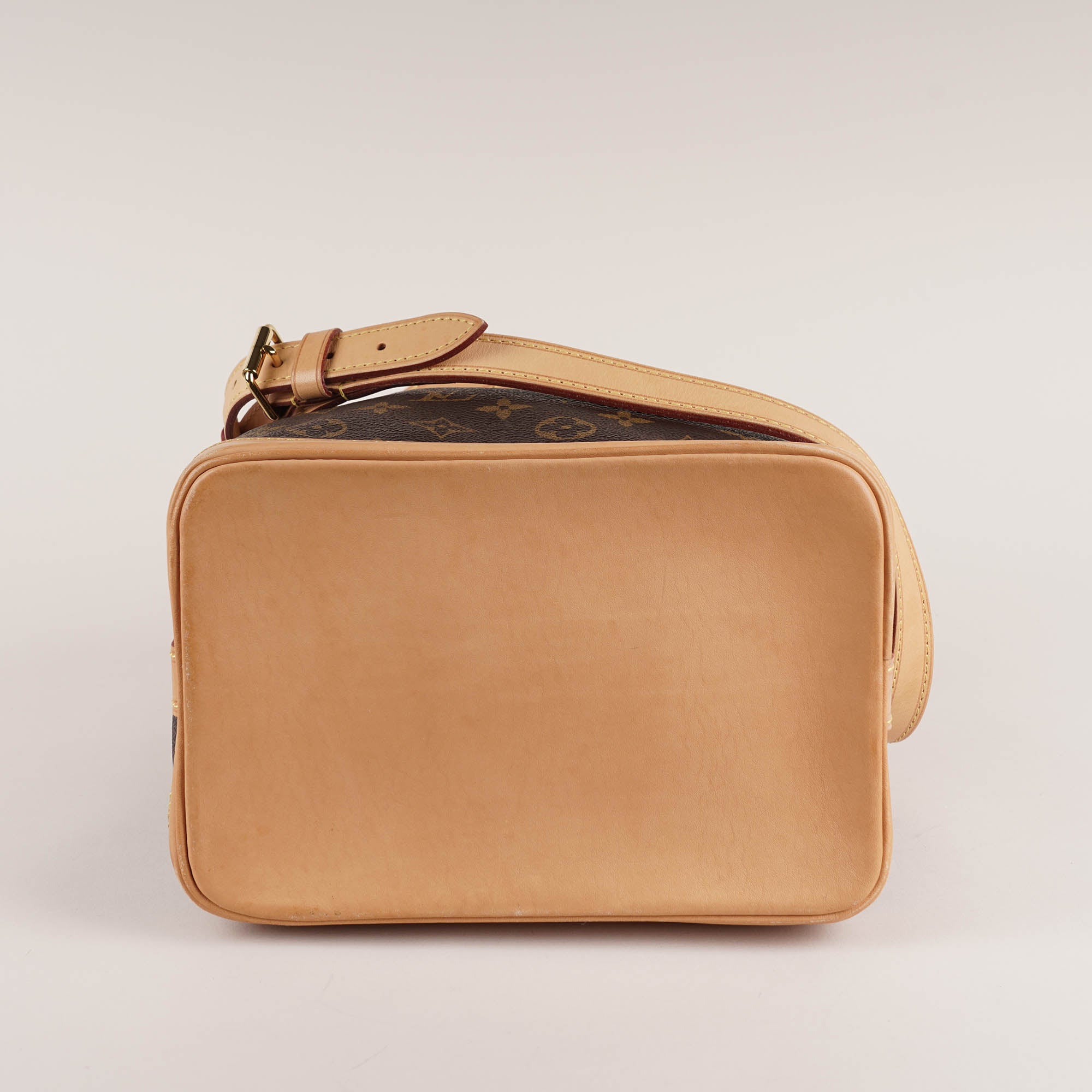 Noé BB Bucket Bag image