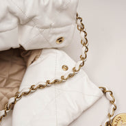 22 Handbag thumbnail image