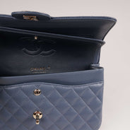 Classic Medium Double Flap Bag 2024 thumbnail image