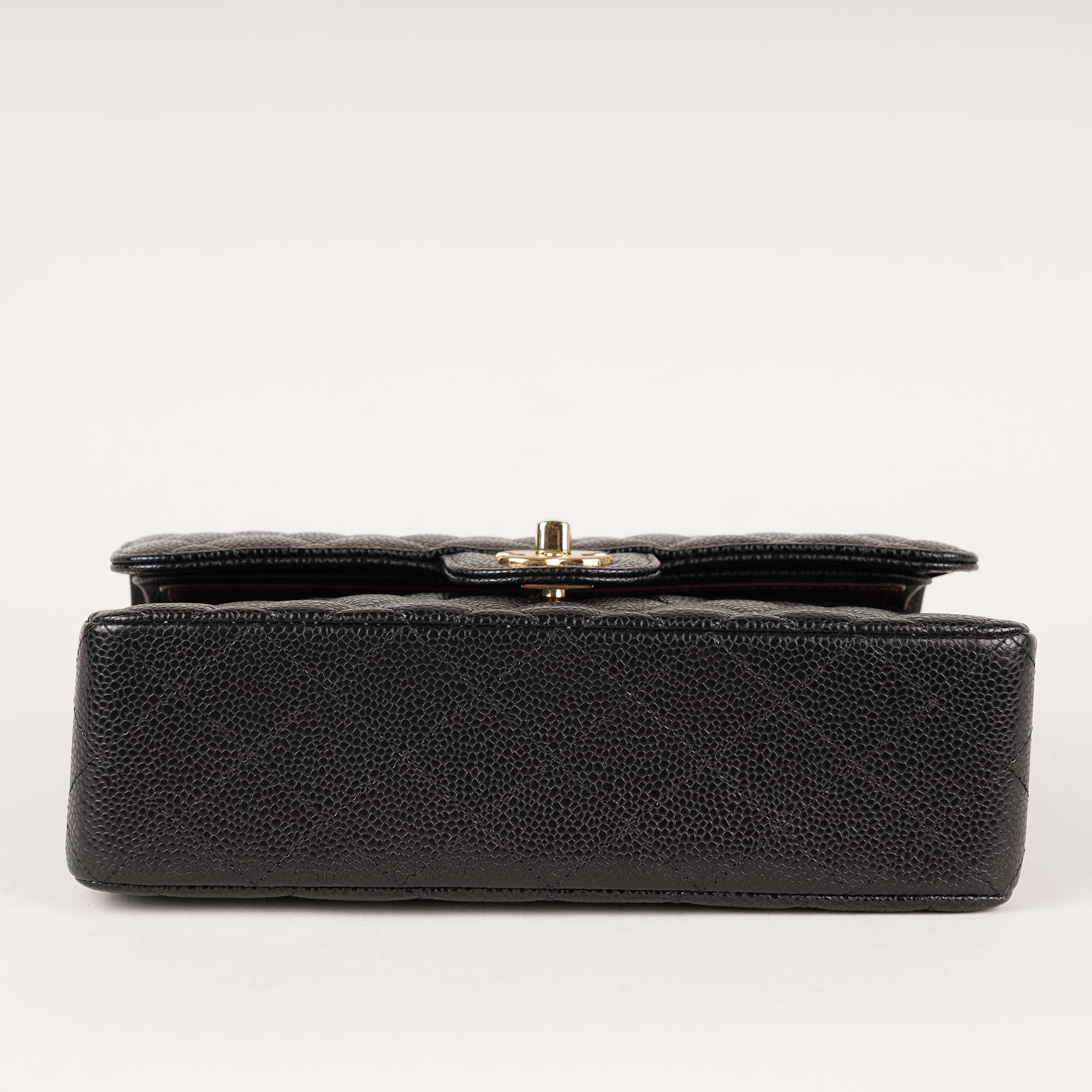 Classic Small Double Flap Bag 2024 image