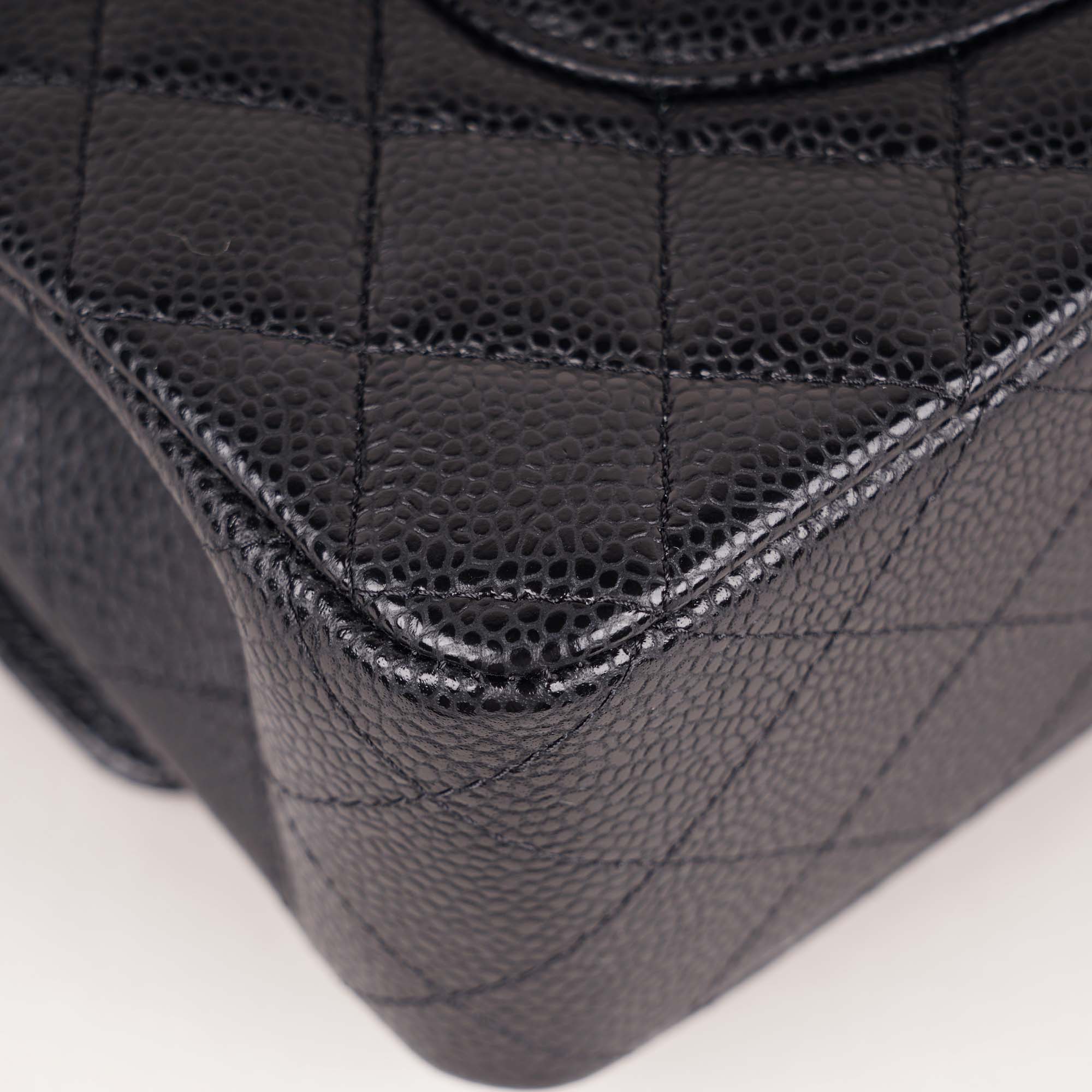 Classic Medium Double Flap Bag image