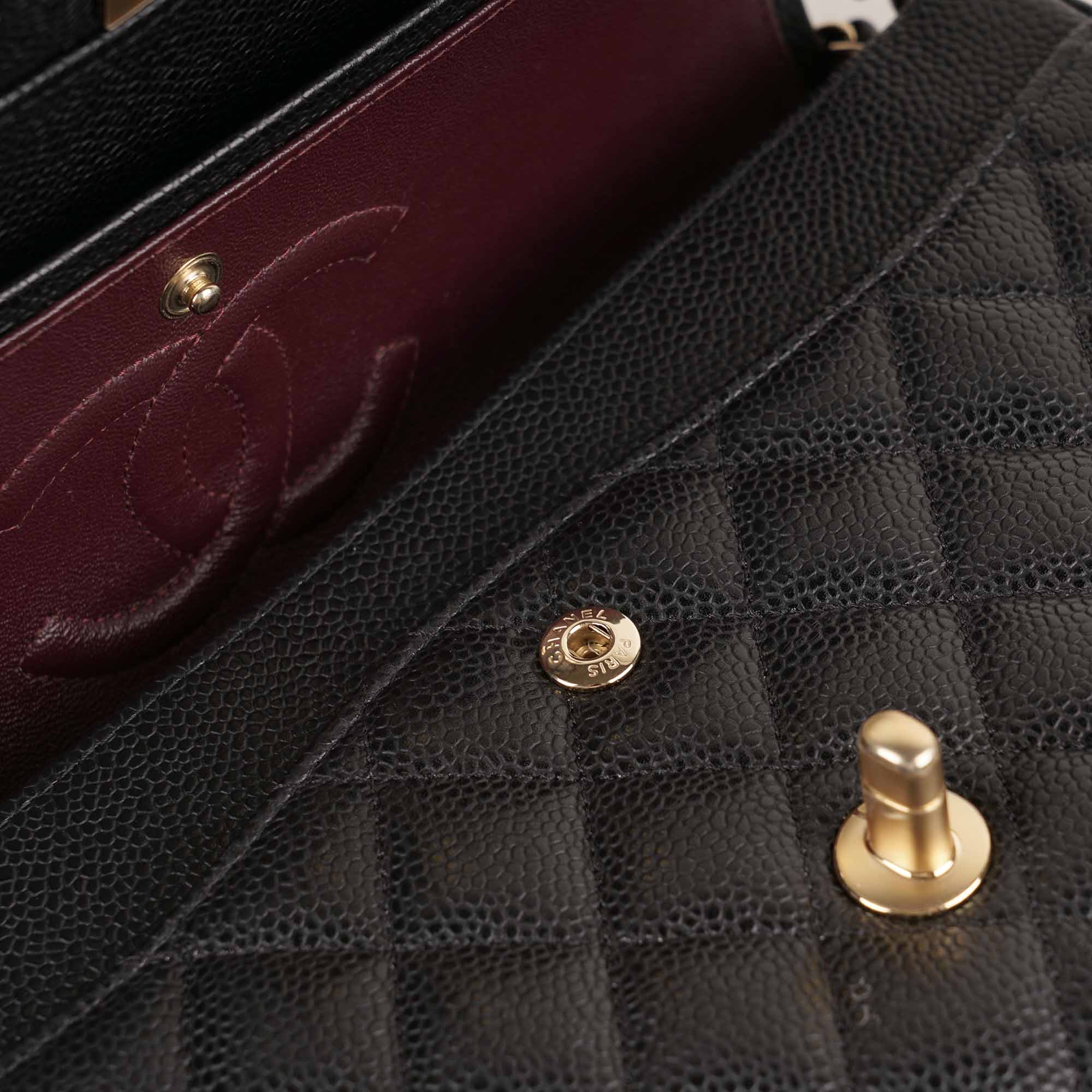 Classic Medium Double Flap Bag image