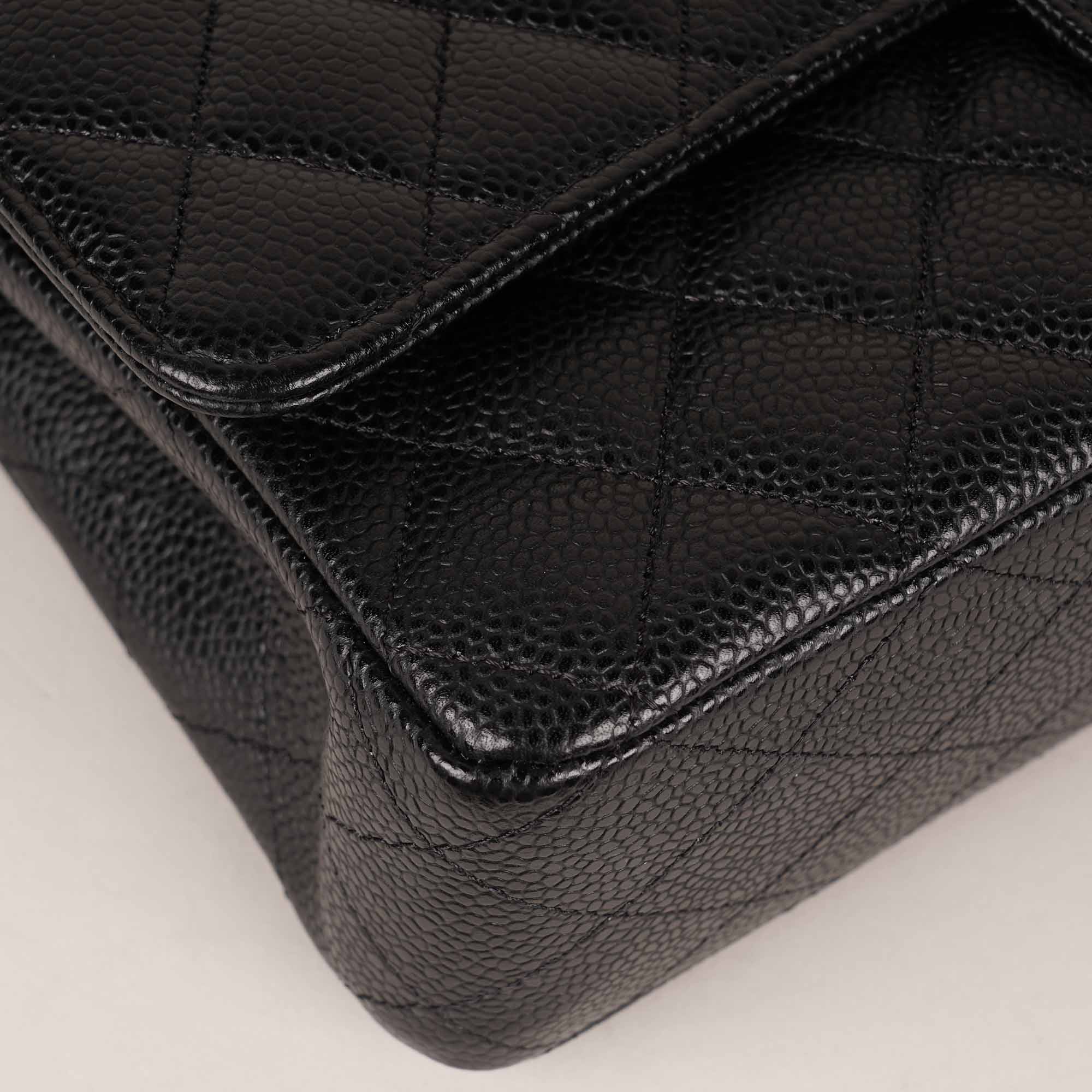 Classic Medium Double Flap Bag image