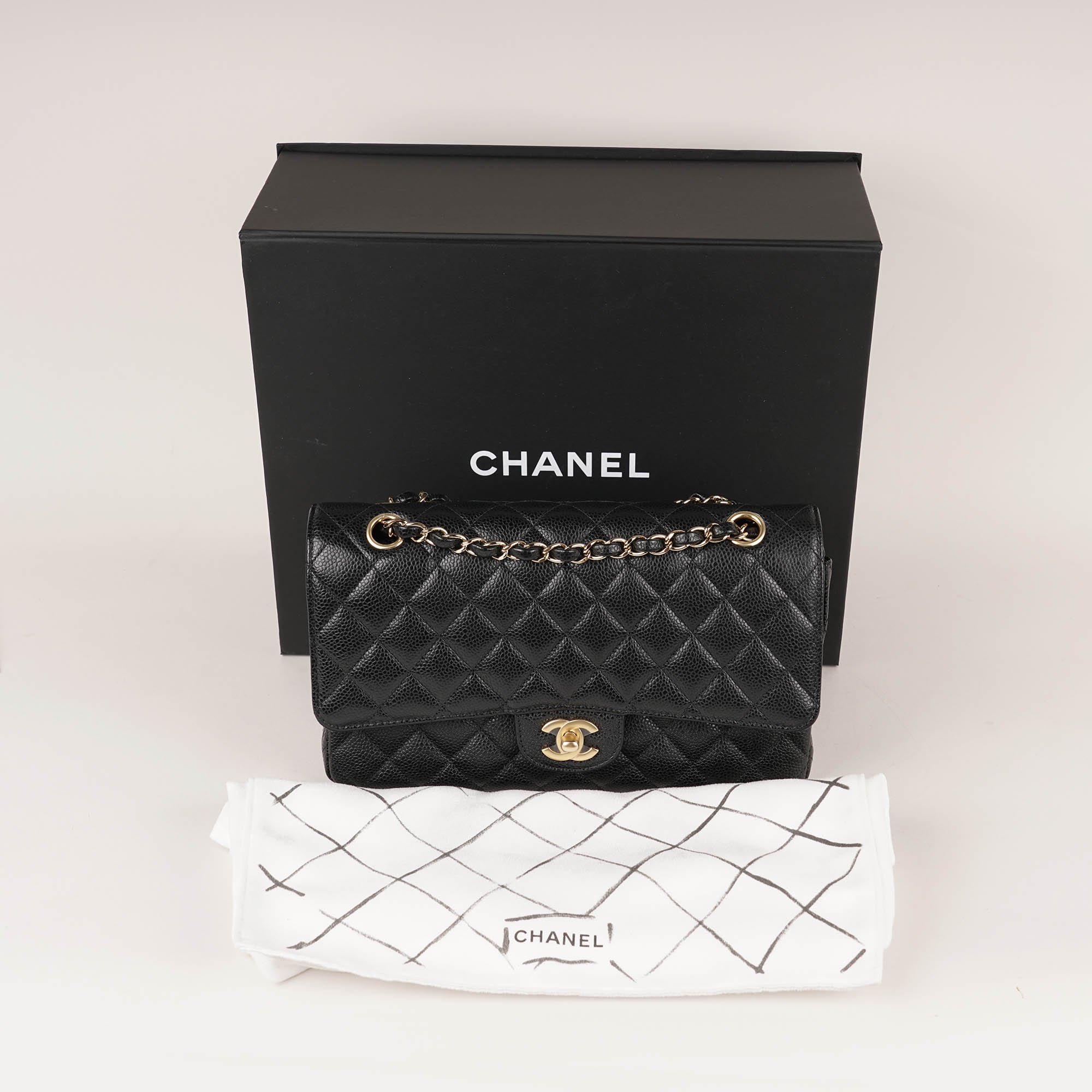 Classic Medium Double Flap Bag image