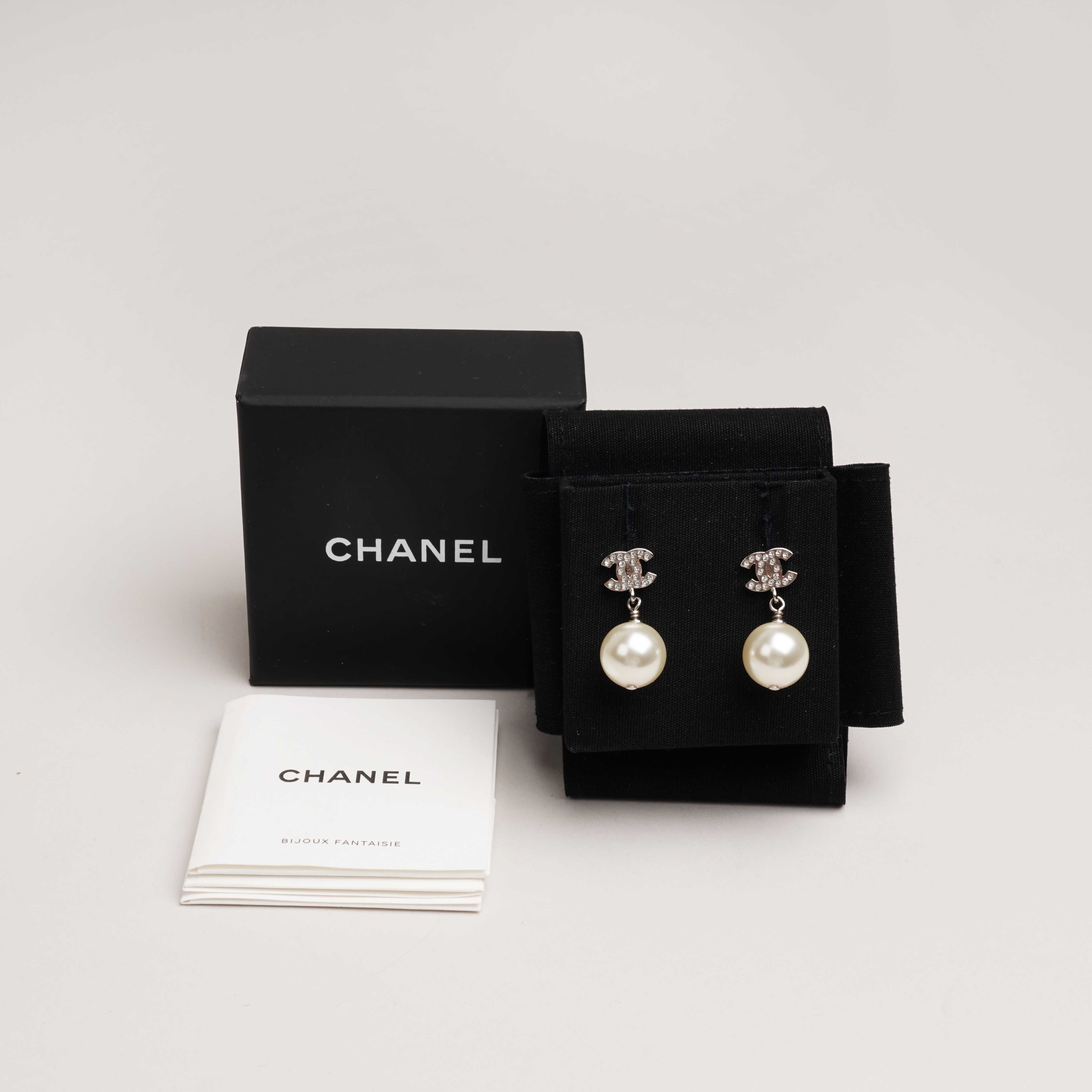 Chanel CC Drop Earrings image