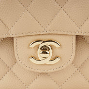 Classic Medium Double Flap Bag thumbnail image