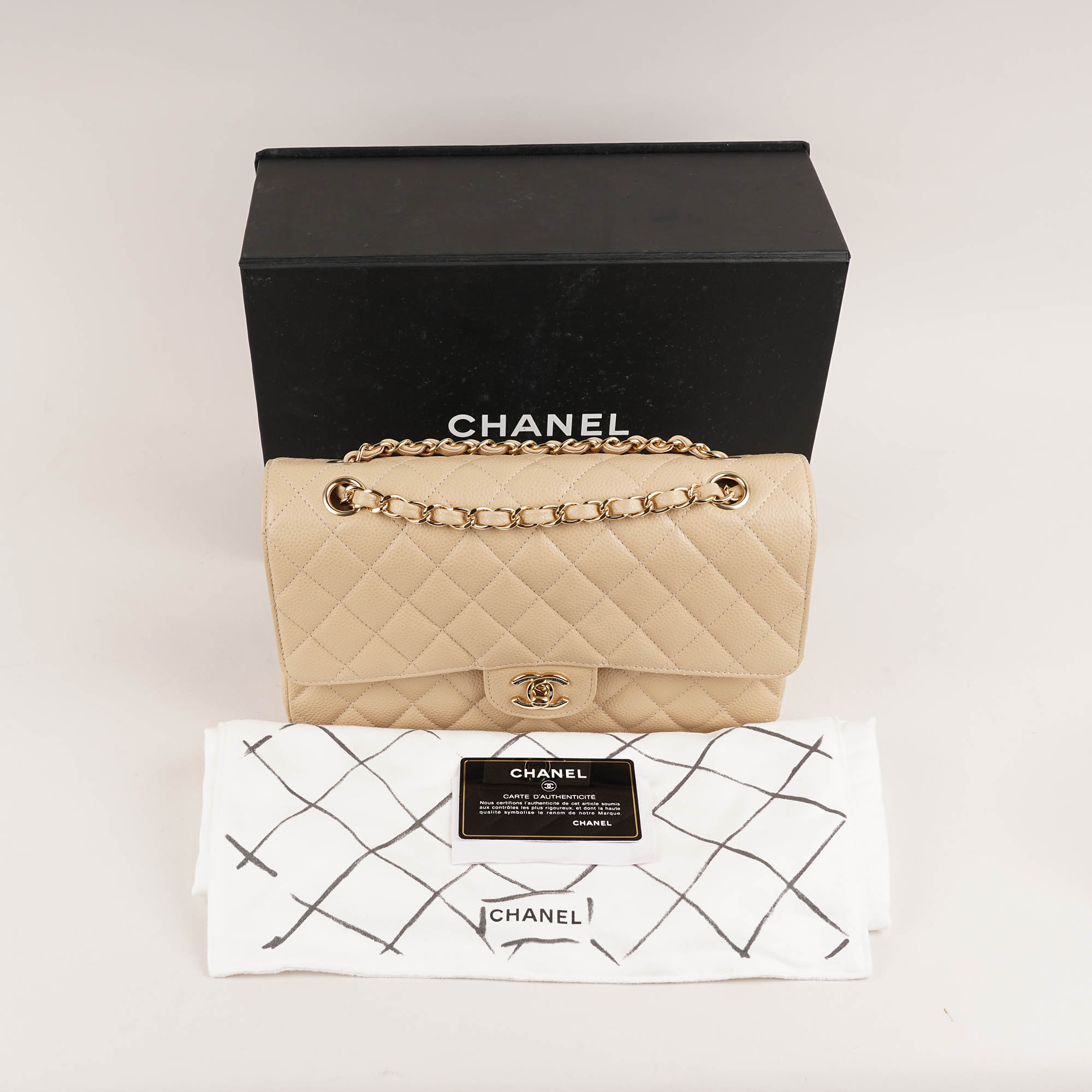 Classic Medium Double Flap Bag image