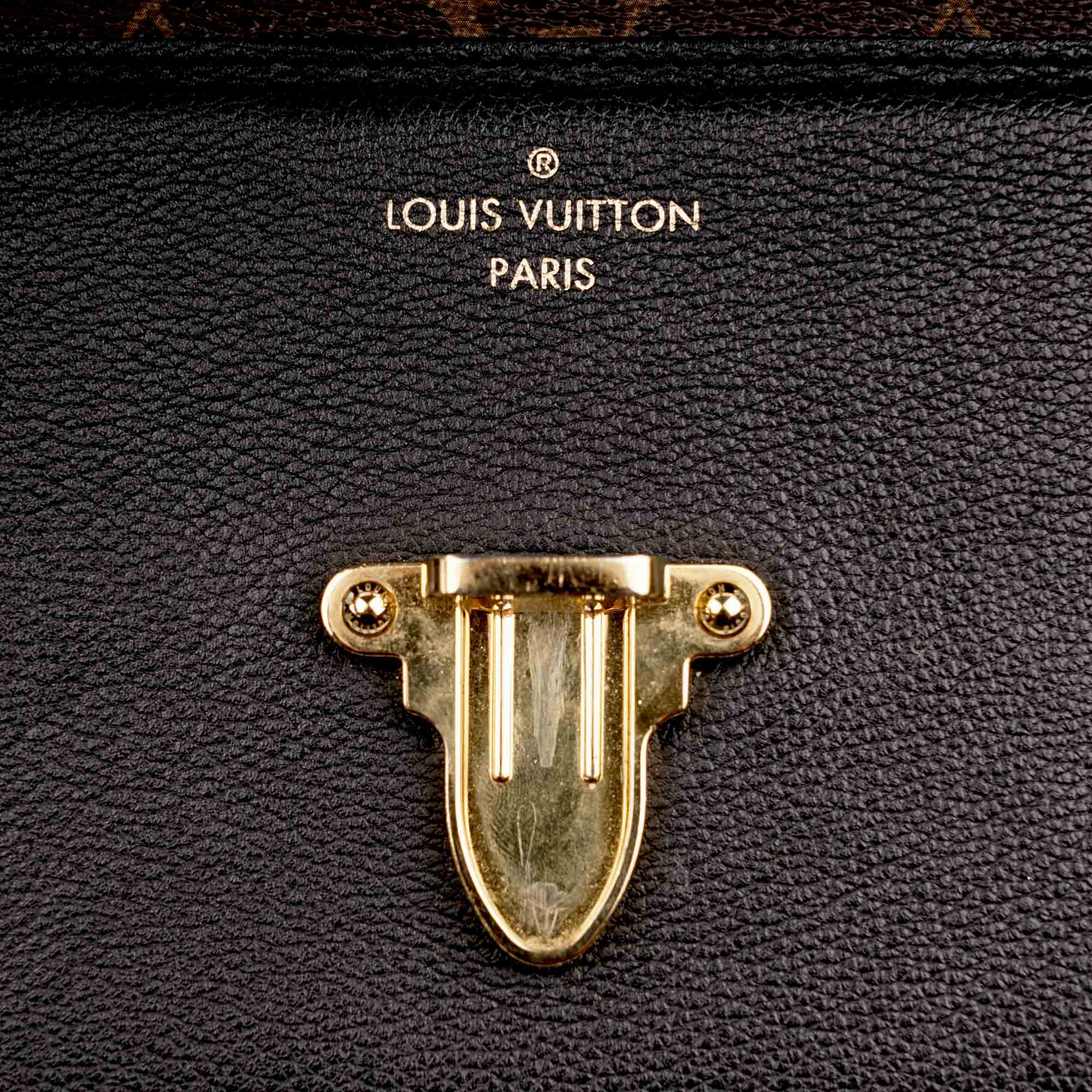 Victoire Shoulder Bag image