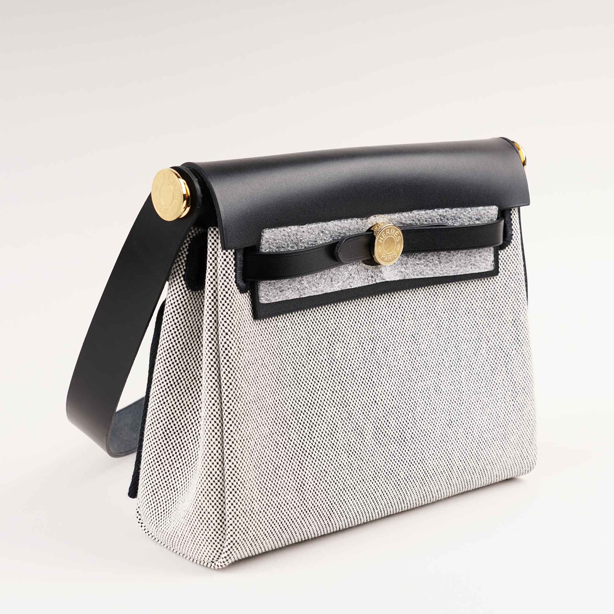 Mini Herbag Zip 20 Black image