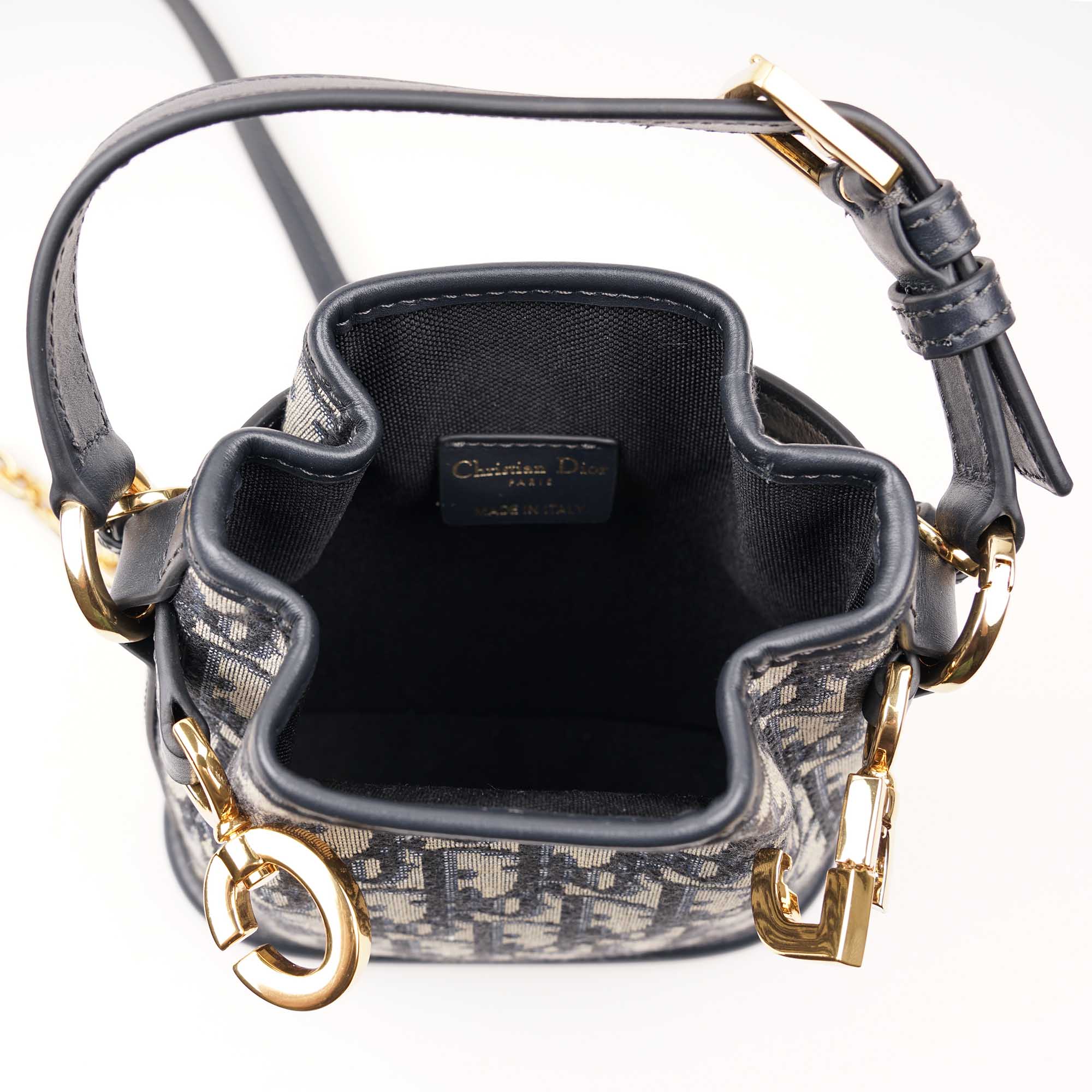 Small C'est Bucket Bag image