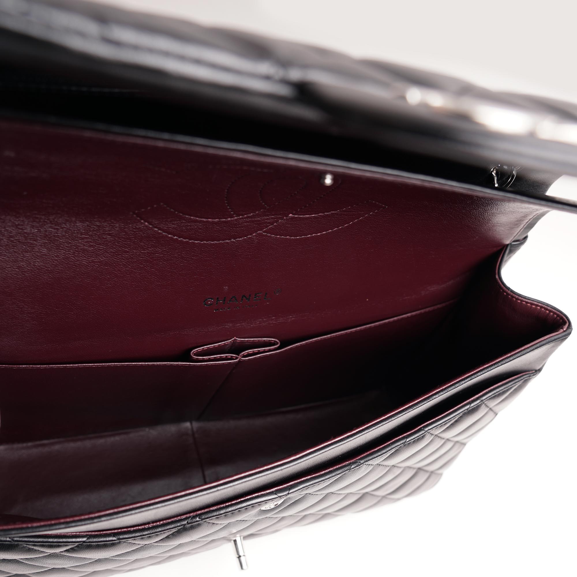 Classic Maxi Double Flap Bag image