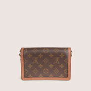 Dauphine Chain Wallet thumbnail image
