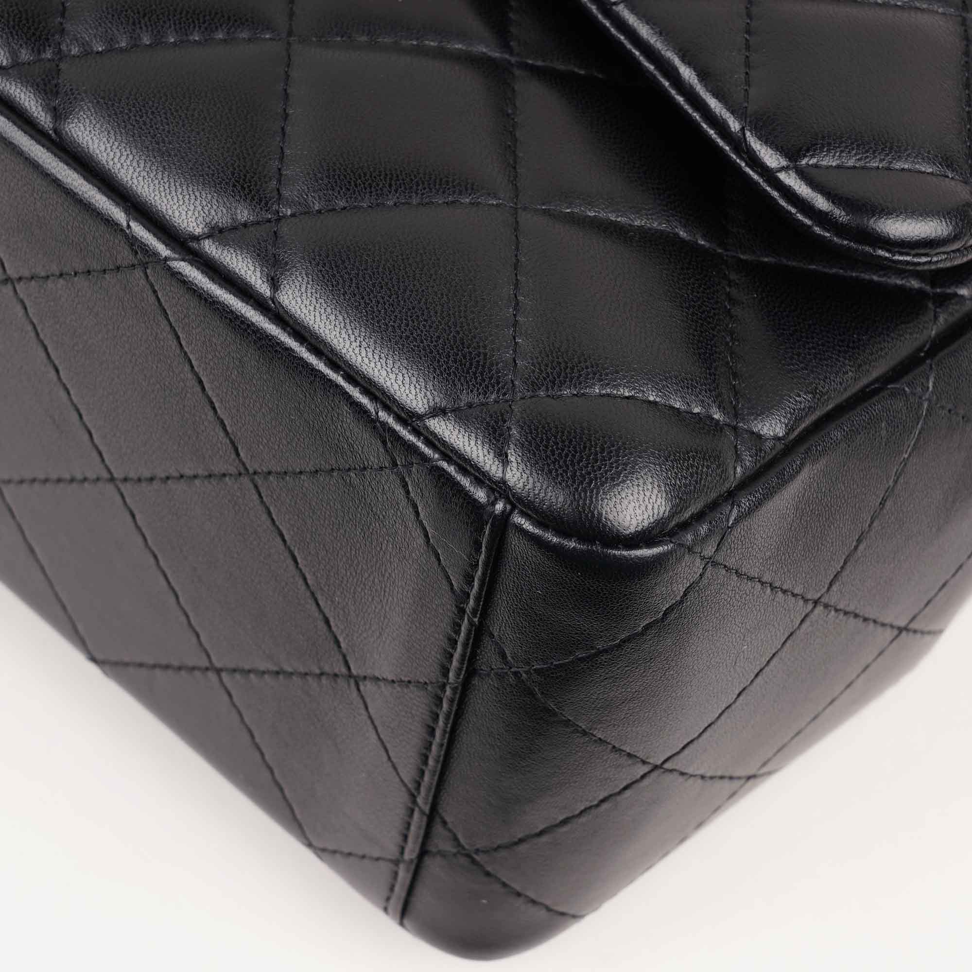 Classic Maxi Double Flap Bag image
