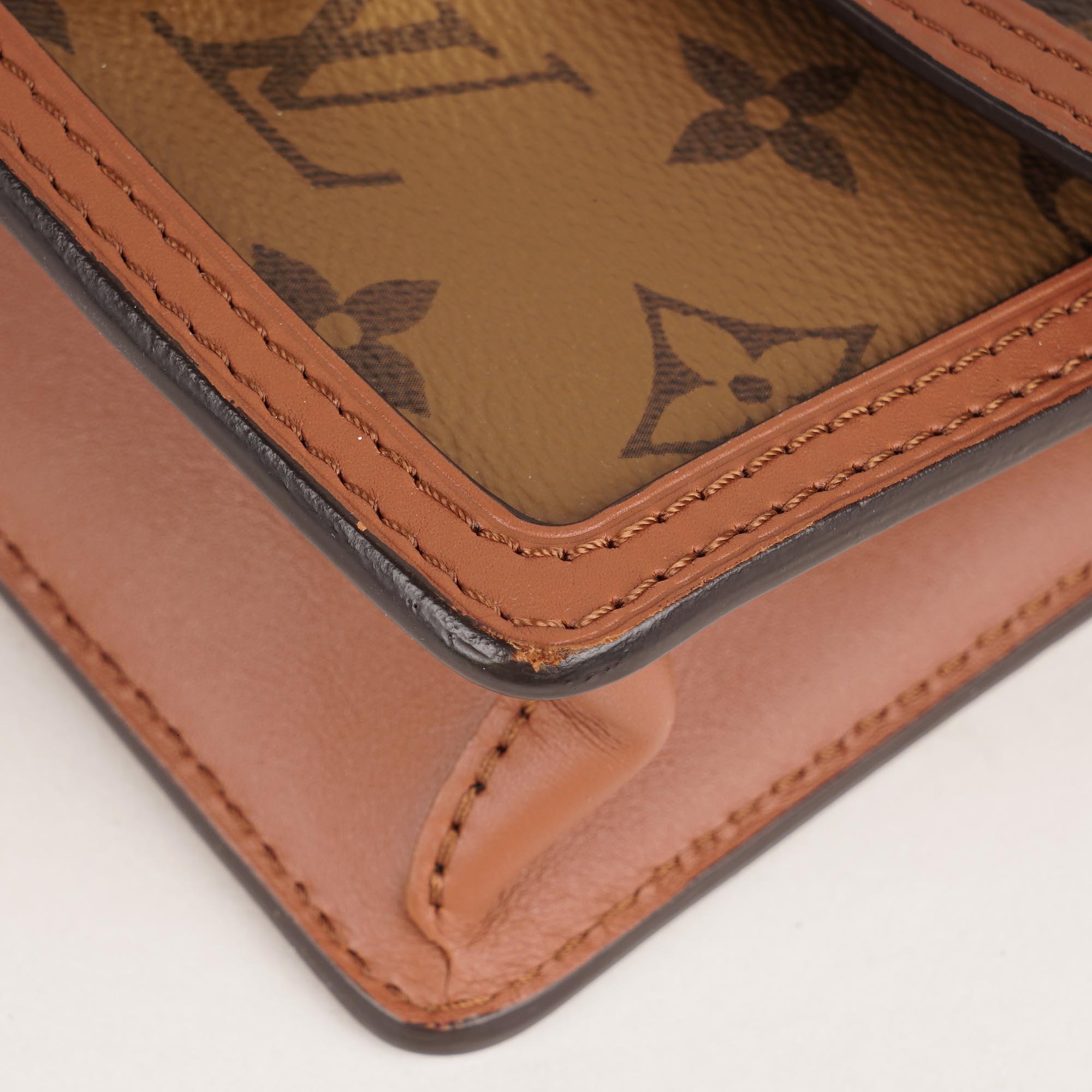 Dauphine Chain Wallet image