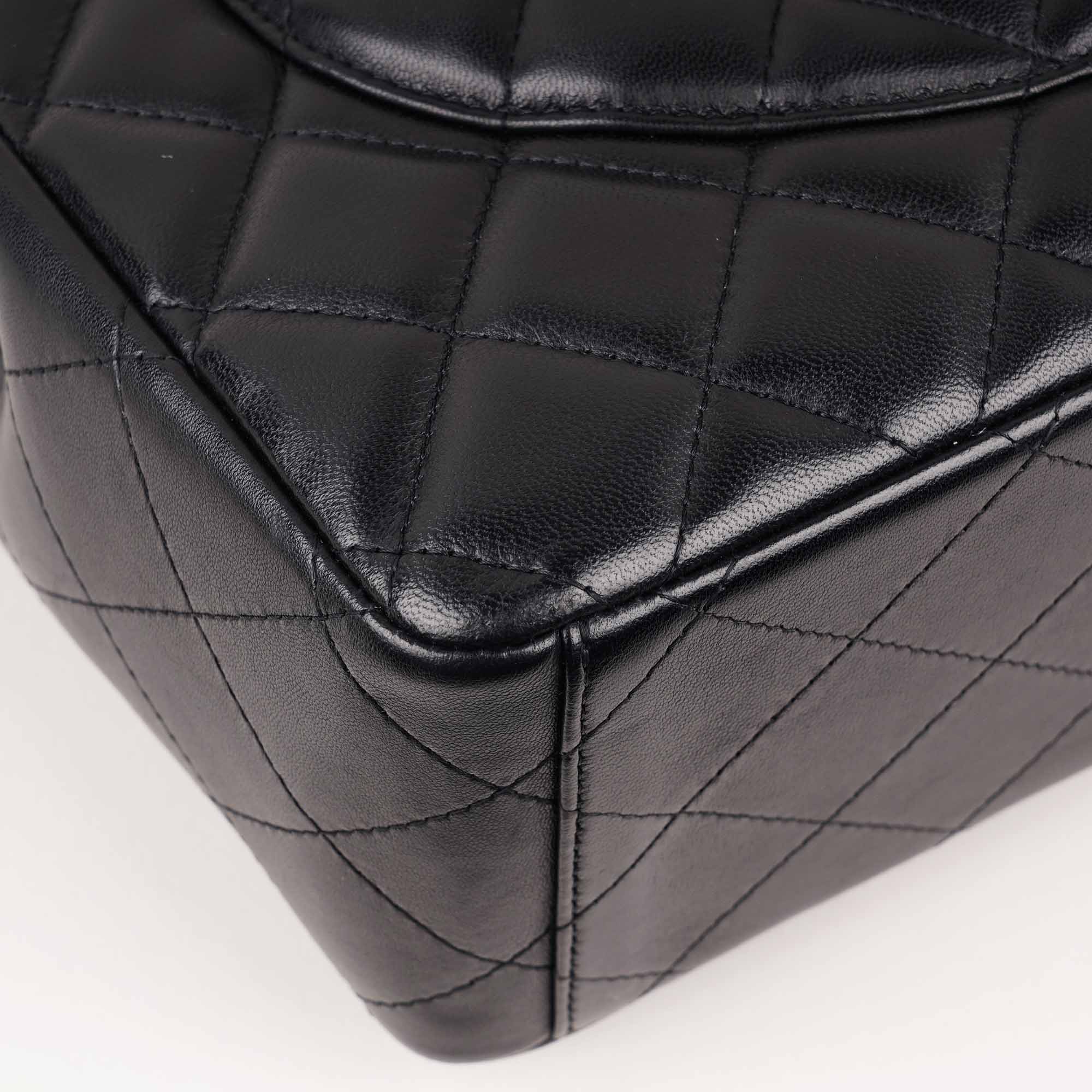 Classic Maxi Double Flap Bag image