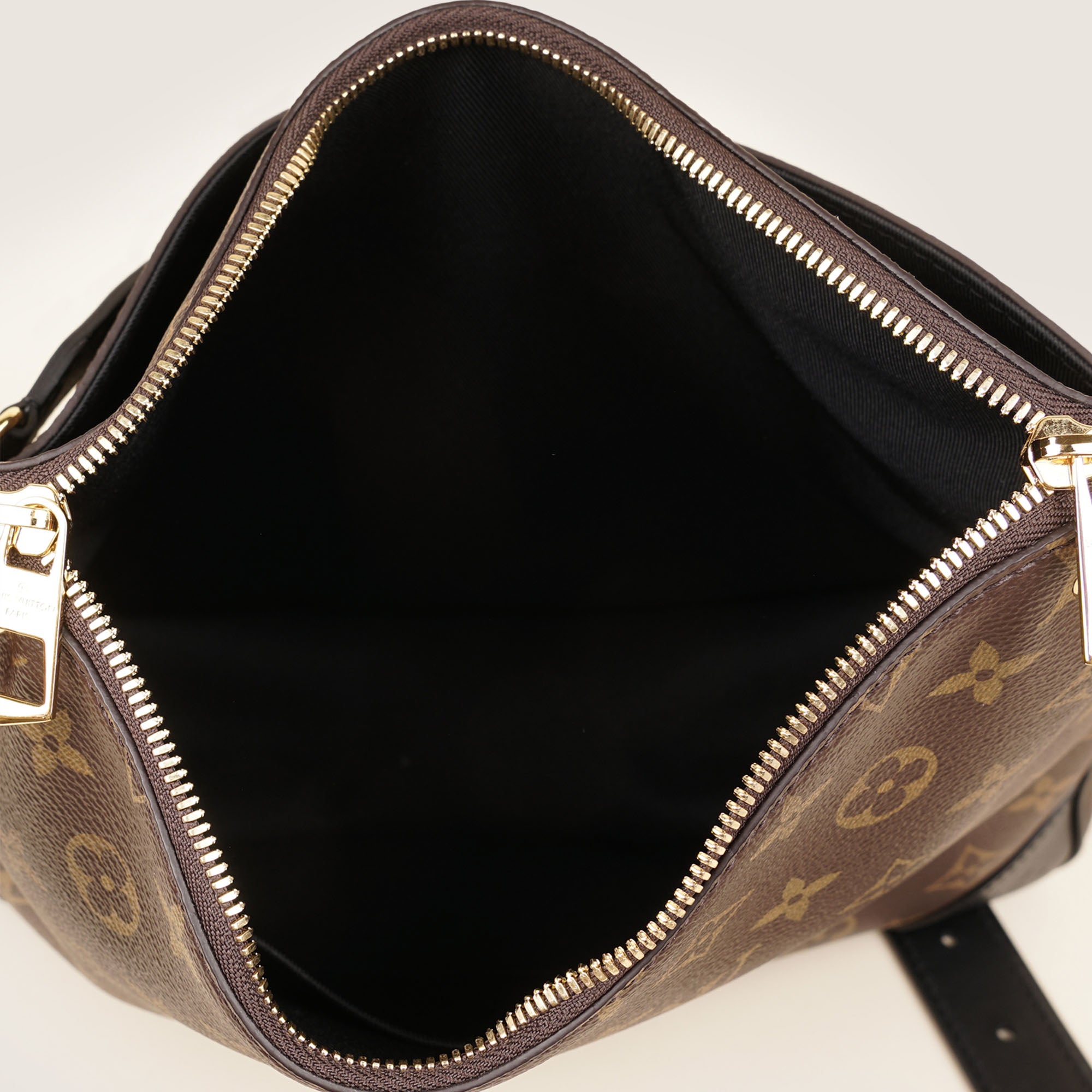 Odéon MM Shoulder Bag image