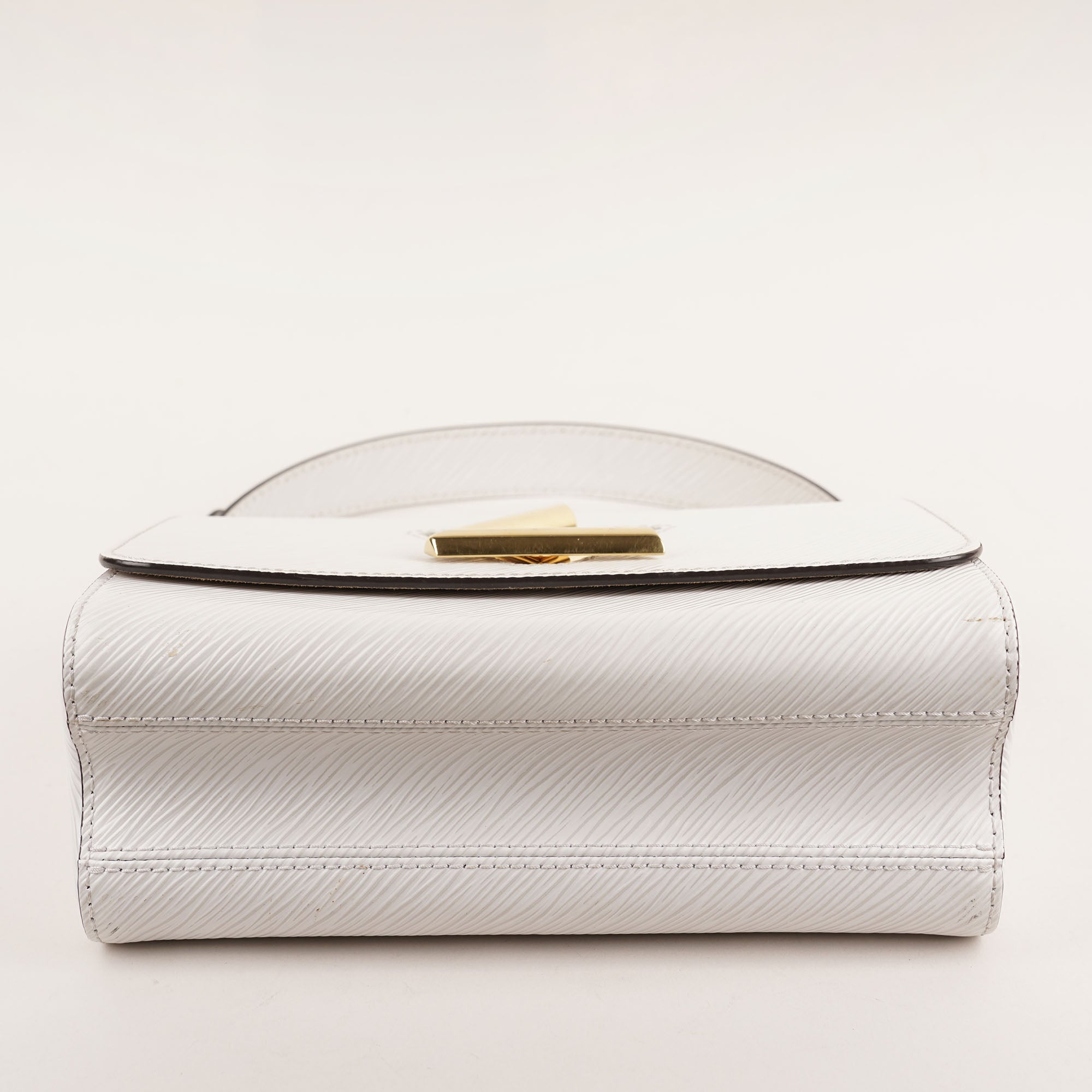 Twist MM Shoulder Bag image