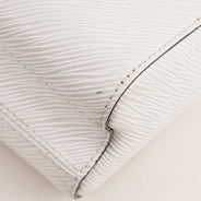 Twist MM Shoulder Bag thumbnail image