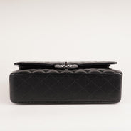 Classic Medium Double Flap Bag thumbnail image