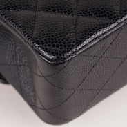 Classic Medium Double Flap Bag thumbnail image