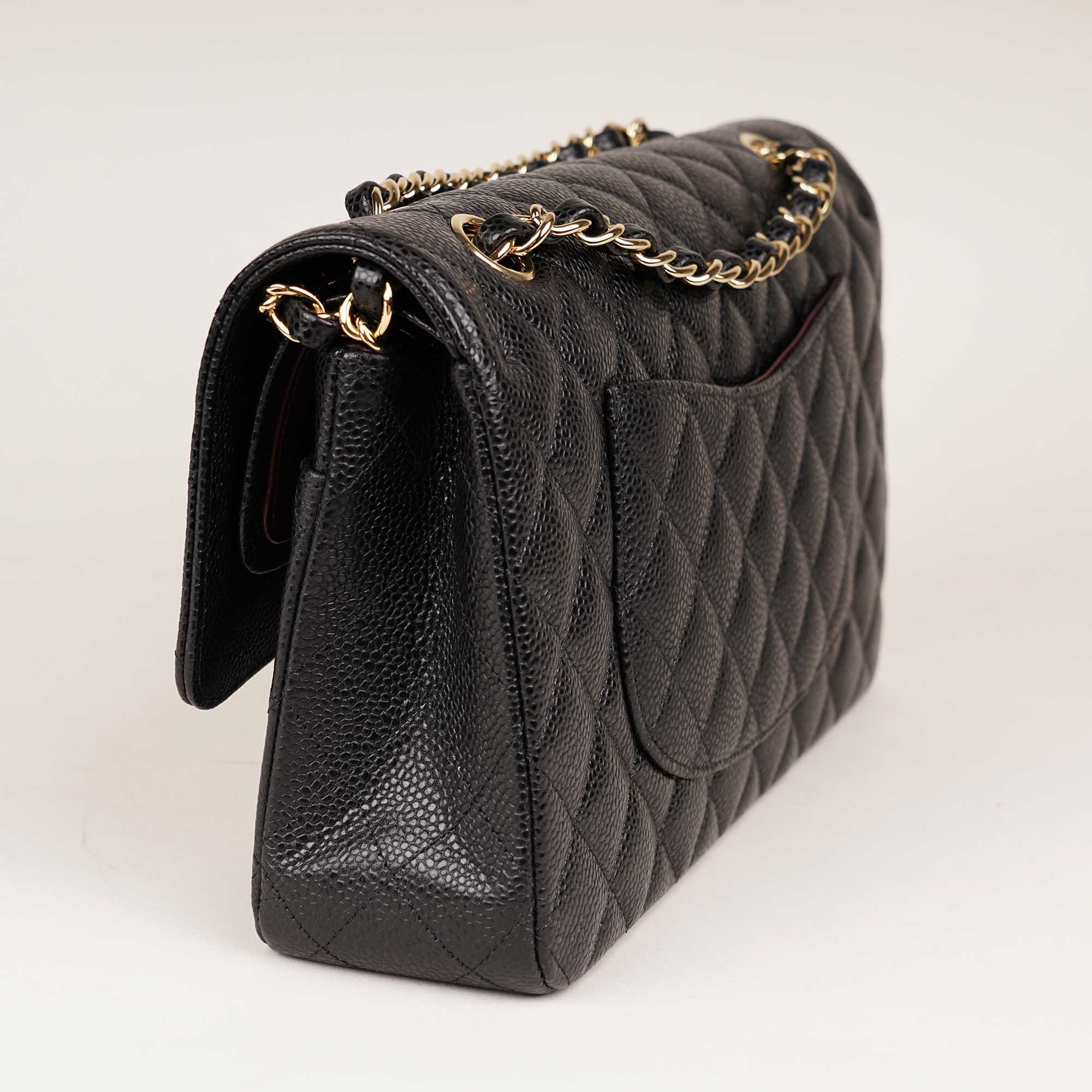 Classic Medium Double Flap Bag 2021 image