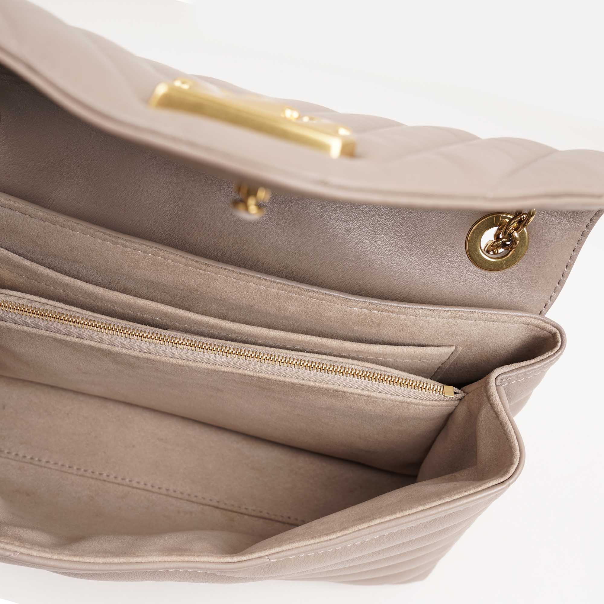 New Wave Chain Bag image