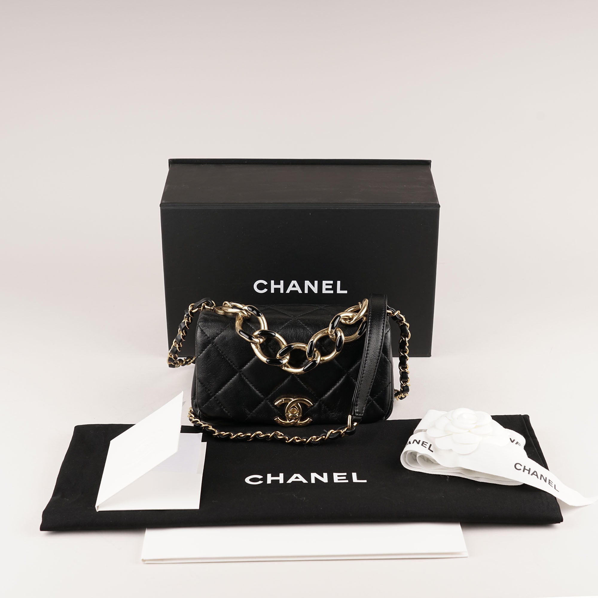 Mini Flap Chain Top Handle image