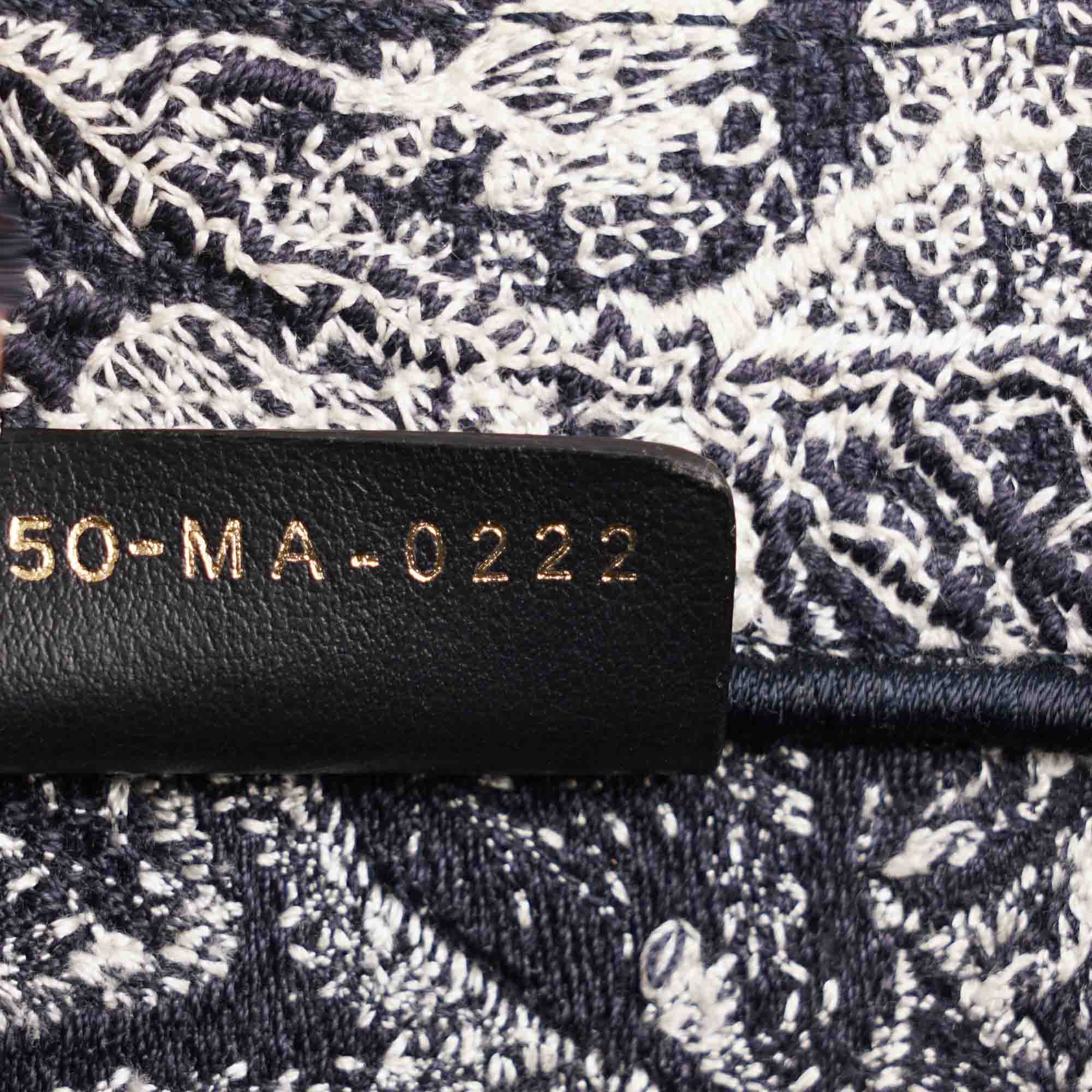 Small Book Tote Ecru image