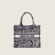 Small Book Tote Ecru thumbnail image