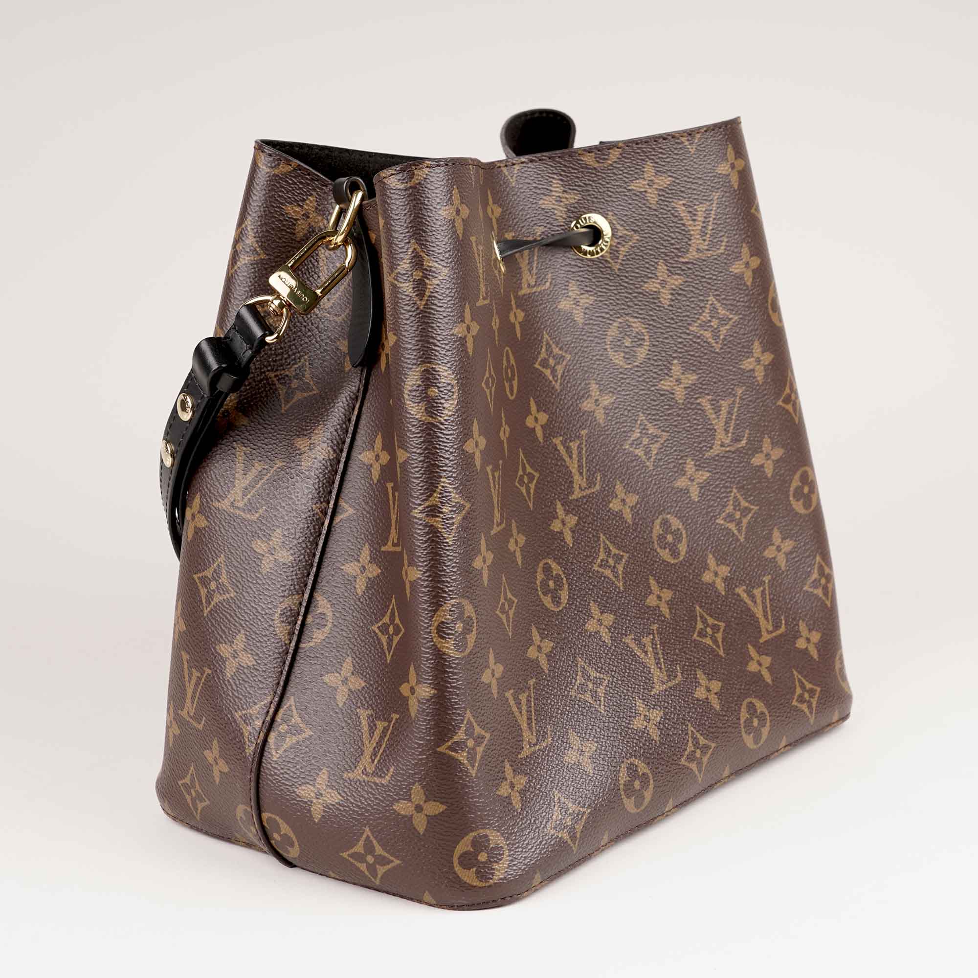 NeoNoé Bucket Bag image