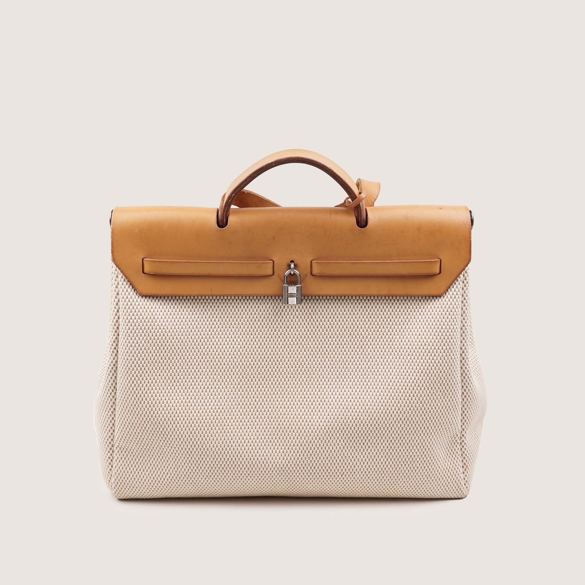 Herbag 39 Shoulder Bag