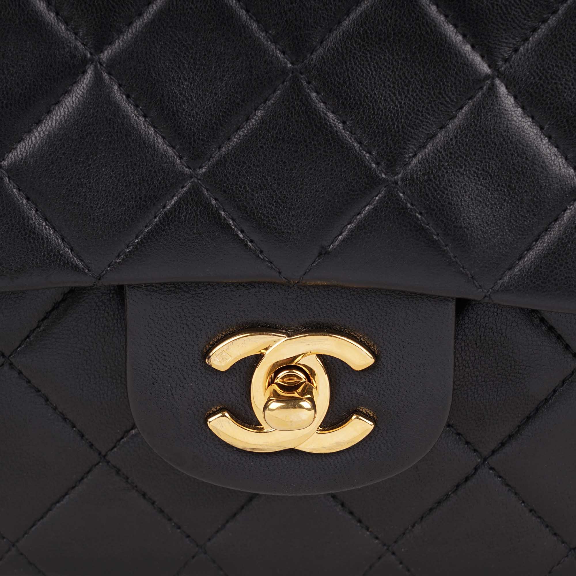 Classic Medium Double Flap Bag Black image